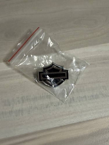 Spilla bar shield originale - &,